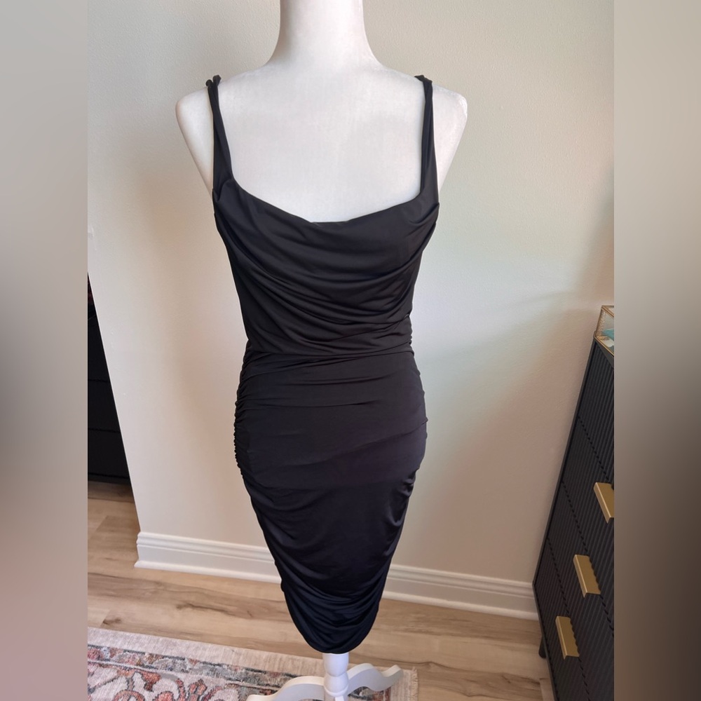 Black midi ruched dress